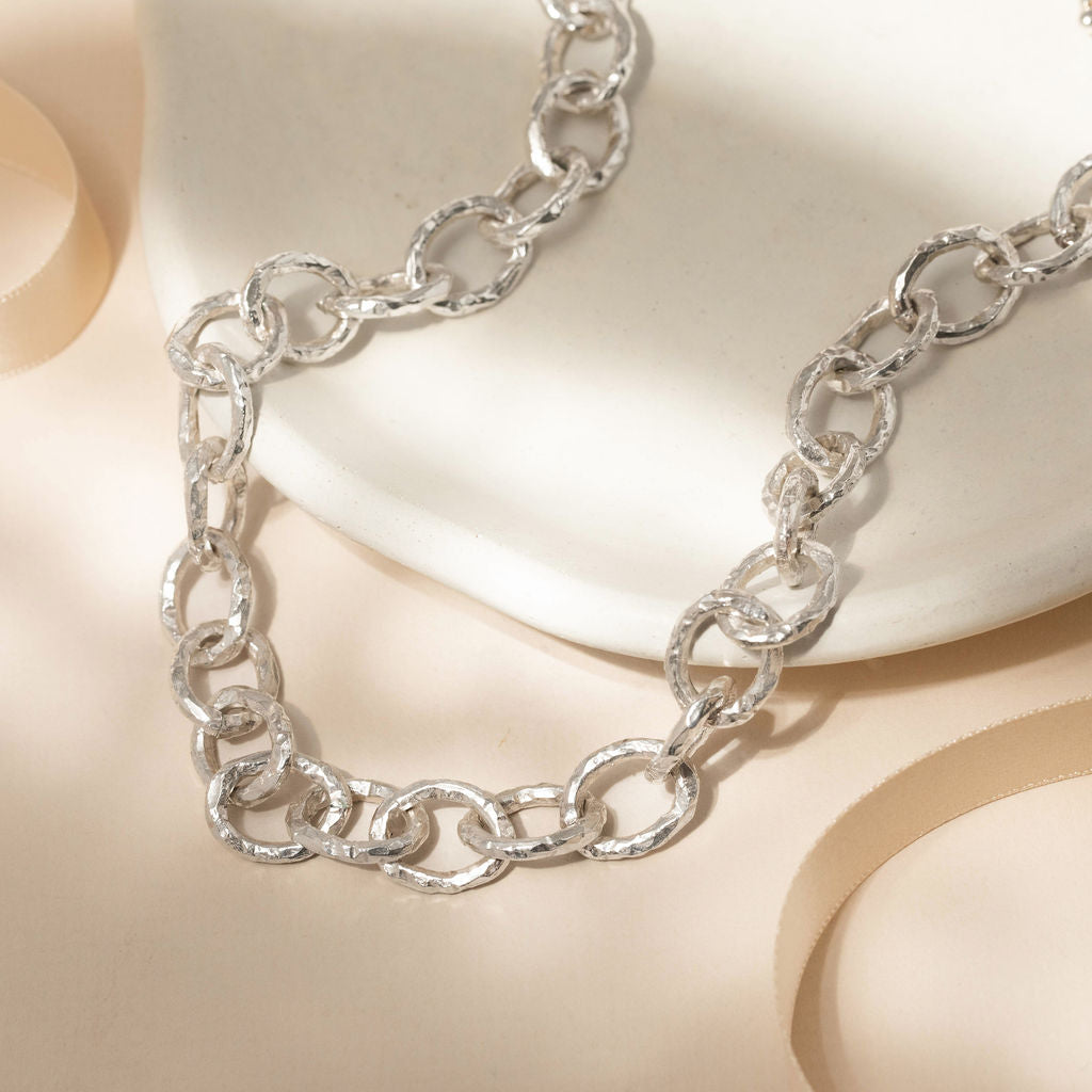 Chunky textured link chain necklace
